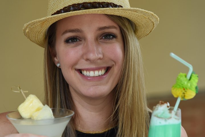 French Quarter Small-Group Cocktail and Foodie Crawl - Photo 1 of 18